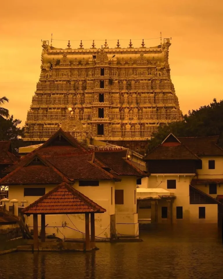 Divine Southern Temple Triangle